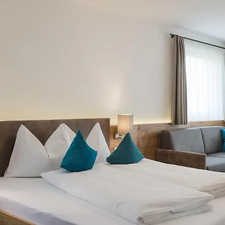 Hotel Zunnelerhof 3*